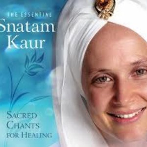 “The Essential Snatam Kaur: Sacred Chants For Healing”的封面