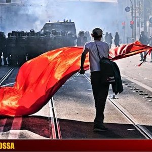 'Bandiera rossa' için resim