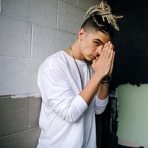 William Singe 的头像