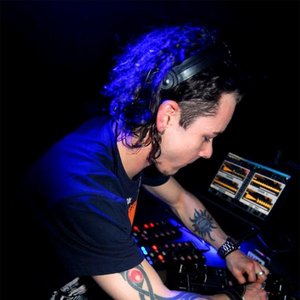 Theo Schwarz 的头像