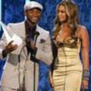 Usher Ft. Beyonce & Lil' Wayne 的头像