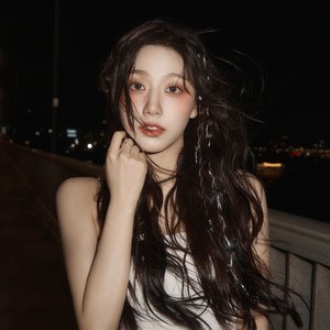 “정예인”的封面