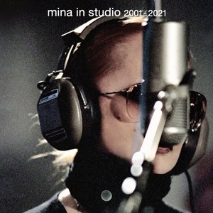 Mina in studio