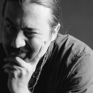 Alireza Azar 的头像