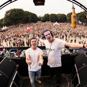 Act of Rage & D-Sturb 的头像