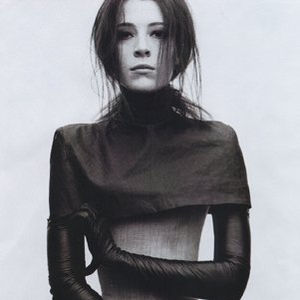 Melissa Auf der Maur photo provided by Last.fm