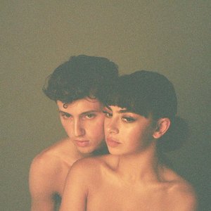 Charli XCX & Troye Sivan 的头像