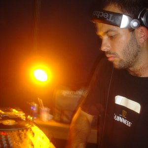 dj kalif 的头像