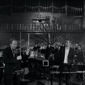 Max Richter, Daniel Hope, Raphael Alpermann, Konzerthaus Kammerorchester Berlin & André de Ridder 的头像
