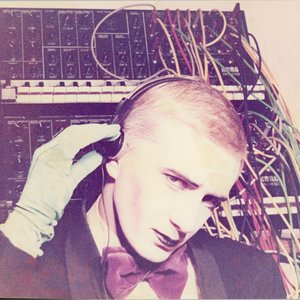 Dave Hewson 的头像