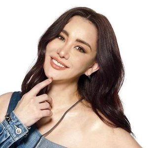 Avatar for Nichole Theriault