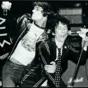 Avatar di Stiv Bators (Dead Boys) with Dee Dee Ramone (The Ramones) & Johnny Thunders (New York Dolls