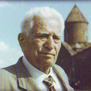 “Hayrik Muradyan”的封面