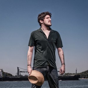 Avatar for Bernardo John