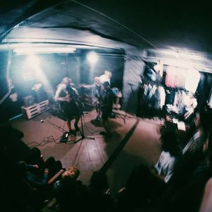 Under Streets 的头像