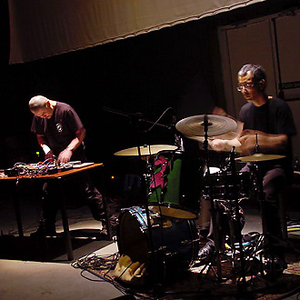 Absolut Null Punkt photo provided by Last.fm