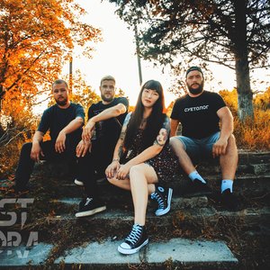 Lost Flora 的头像