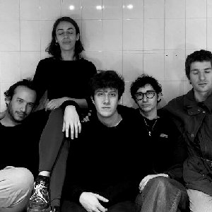 Avatar for A la vera, Lucía