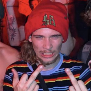 $oulbomb 的头像