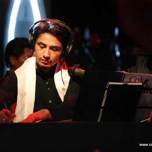 Coke Studio ft. Ali Zafar のアバター