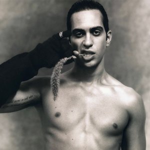 Mahmood のアバター