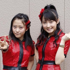 鞘師里保 & 小田さくら 的头像