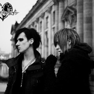 Zdjęcia dla 'MonoChrome Hearts'