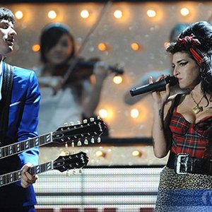 Amy Winehouse/Mark Ronson のアバター