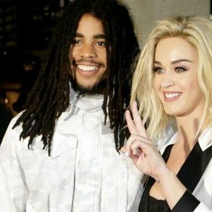 Katy Perry & Skip Marley のアバター