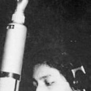 Mubarak Begum 的头像