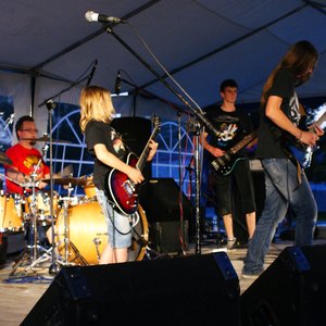 The Lunatic Bus Band 的头像