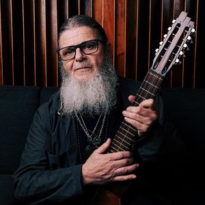 Gustavo Santaolalla & Jake Staley 的头像