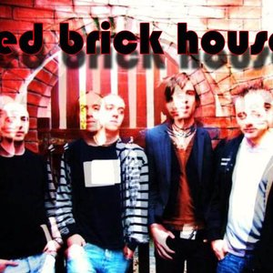 Bild för 'Red Brick House'