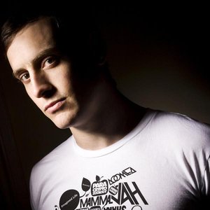 Tom Neville Feat. Jellybone 的头像