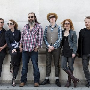 Steve Earle & The Dukes (& Duchesses) のアバター