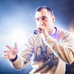 Ypsos 的头像