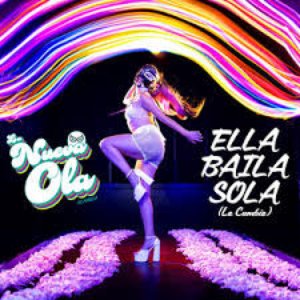 Ella Baila Sola (La Cumbia)
