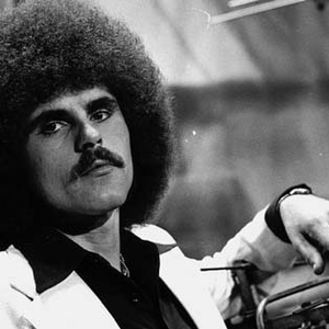 Robert Long photo provided by Last.fm