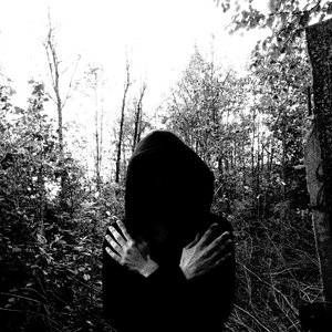 Embrace of the Grave 的头像
