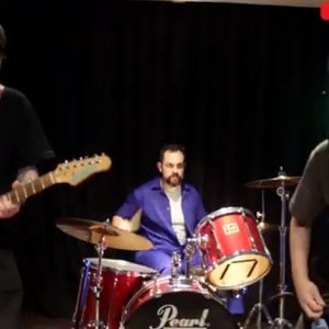 Thee Fuzzystors 的头像