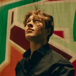 Charlie Churchill のアバター