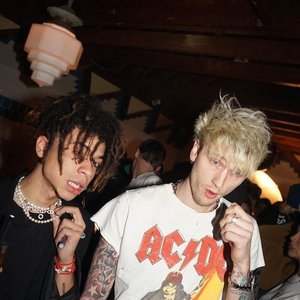 Machine Gun Kelly & iann dior 的头像