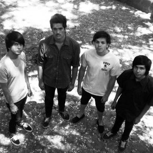 Define The Lie 的头像