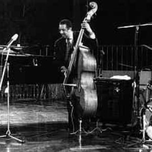 The Ray Brown Trio için avatar