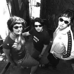 Bratmobile 的头像