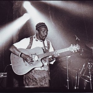 Madala Kunene 的头像
