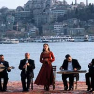 Selim Sesler & Orchester feat. Idil Üner 的头像