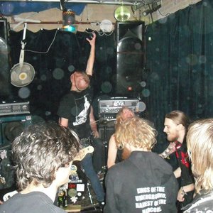 Nihilatör 的头像