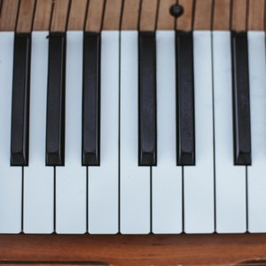 Piano Glow 的头像