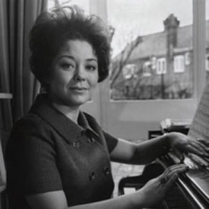 Sheila Armstrong 的头像